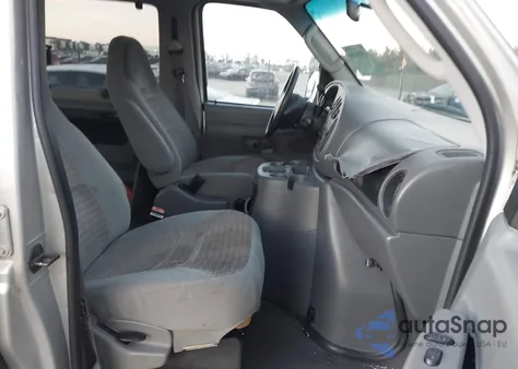 2003 Ford E-150 Chateau/Xl/Xlt from USA, damaged, VIN 1FMRE11W13HA97051